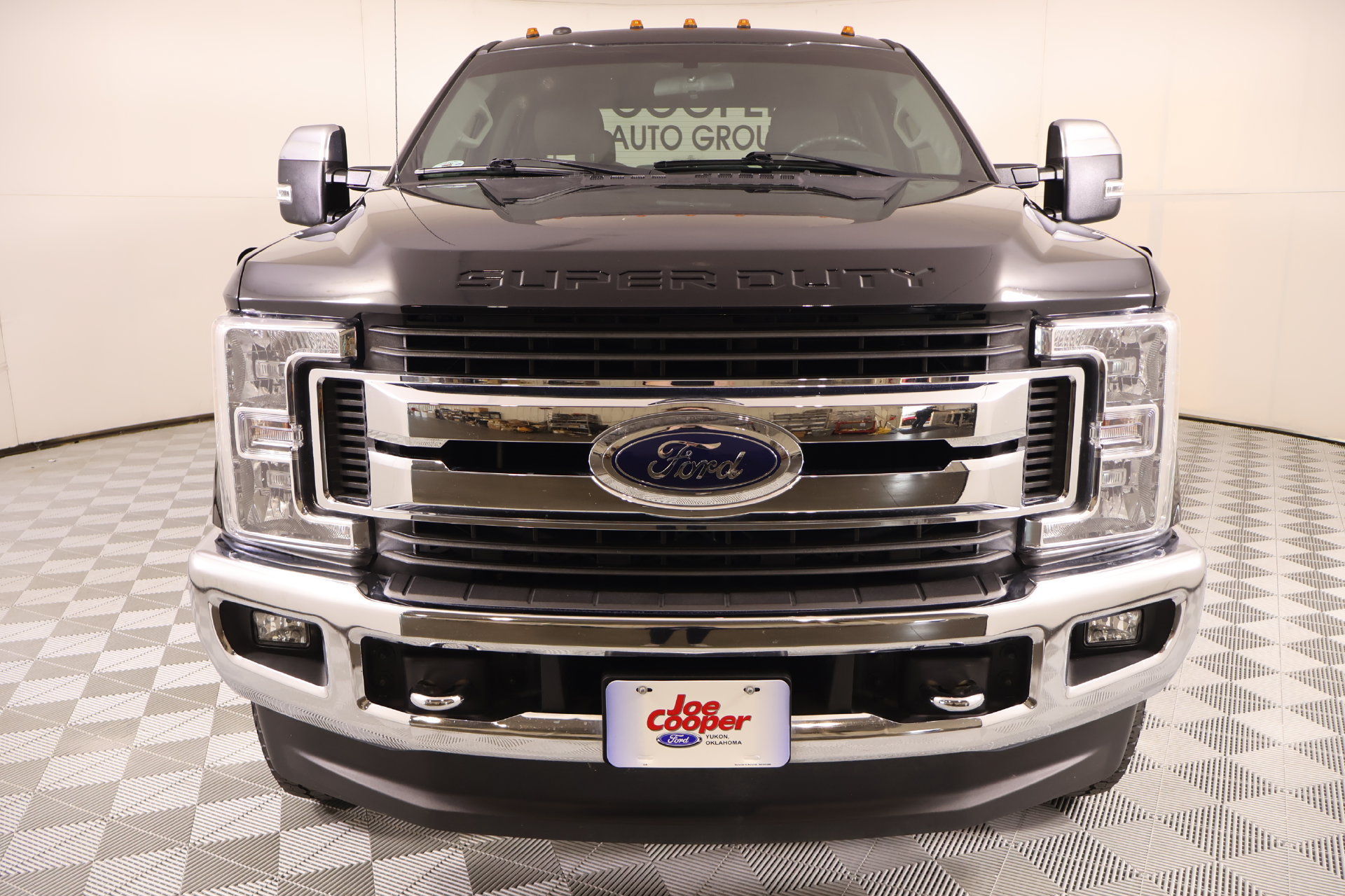 Used 2018 Ford F250 XLT w/ XLT Premium Package AWD/4WD image 10
