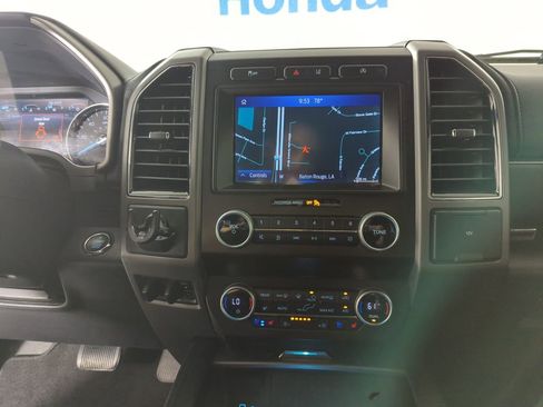 Used 2021 Ford Expedition XLT image 13
