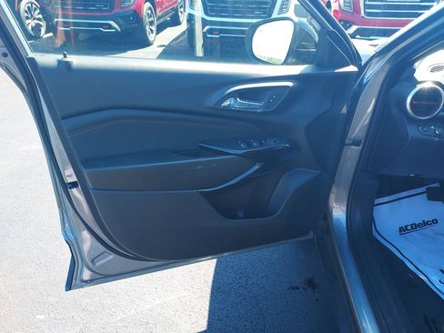 New 2026 Chevrolet Trax RS w/ Driver Confidence Package FWD image 12