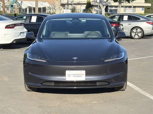 Used 2025 Tesla Model 3 Long Range image 2