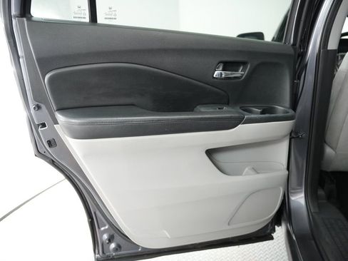 Used 2016 Honda Pilot LX image 35