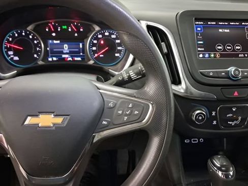 Used 2021 Chevrolet Equinox LT FWD image 14