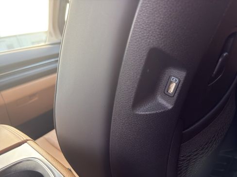 Certified 2024 Kia Carnival EX image 55