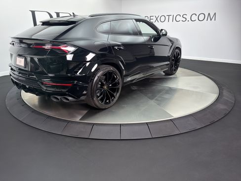 Used 2023 Lamborghini Urus S AWD/4WD image 9