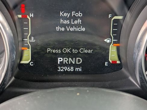 Used 2022 Jeep Wrangler Unlimited Rubicon w/ LED Lighting Group image 29