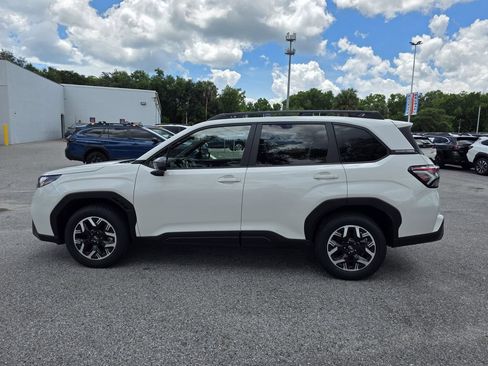 Certified 2025 Subaru Forester Premium AWD/4WD image 5