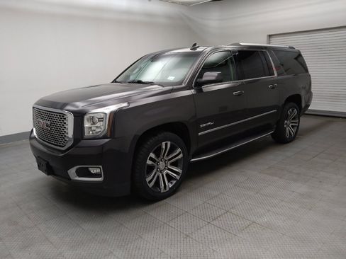 Used 2017 GMC Yukon XL Denali w/ Open Road Package AWD/4WD image 2