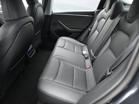 Used 2025 Tesla Model 3 Long Range image 25