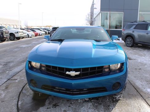 Used 2010 Chevrolet Camaro LS image 2