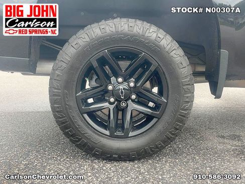 Used 2021 Chevrolet Silverado 1500 Custom Trail Boss AWD/4WD image 39
