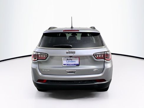 Used 2022 Jeep Compass Latitude image 6