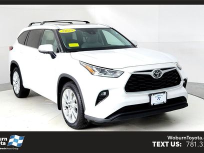 Used 2023 Toyota Highlander Limited