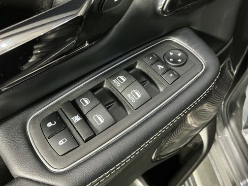 Used 2024 RAM 1500 Limited image 23