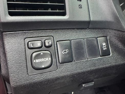 Used 2015 Toyota Venza XLE FWD image 15