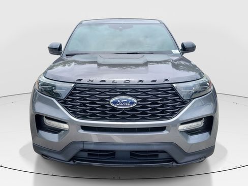 Used 2022 Ford Explorer ST-Line RWD image 3