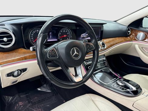 Used 2018 Mercedes-Benz E 300 w/ Premium 1 Package image 18