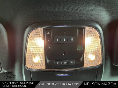 Used 2020 Jeep Grand Cherokee Trailhawk image 34