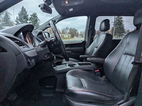 Used 2014 Dodge Grand Caravan R/T w/ Safety Sphere Group image 17