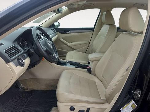 Used 2014 Volkswagen Passat TDI SE FWD image 9