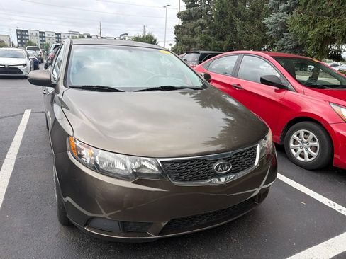 Used 2013 Kia Forte EX FWD image 5