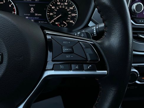 Used 2025 Nissan Altima 2.5 SR image 32