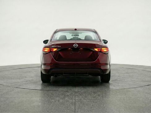 Used 2025 Nissan Sentra SV FWD image 7