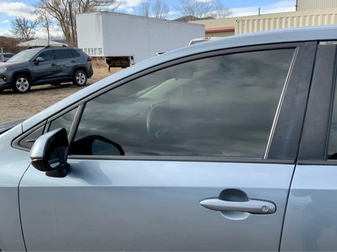 Used 2020 Toyota Corolla LE image 11