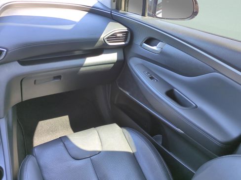 Used 2019 Hyundai Santa Fe FWD image 13