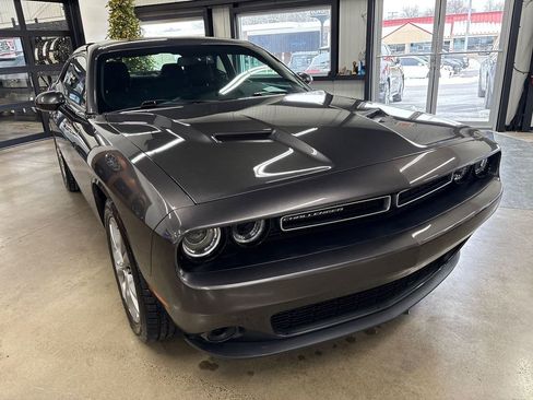 Used 2020 Dodge Challenger SXT w/ Cold Weather Group image 17