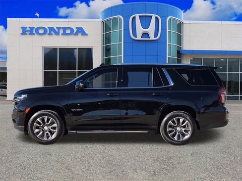 Used 2022 Chevrolet Tahoe LT w/ LT Signature Plus Package image 6