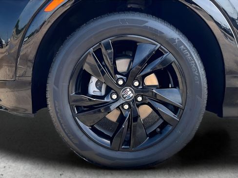 Used 2025 Buick Encore GX Sport Touring FWD image 35