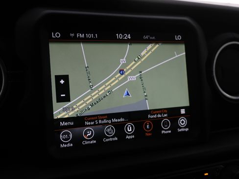 Used 2022 Jeep Wrangler Unlimited Sahara w/ LED Lighting Group AWD/4WD image 10