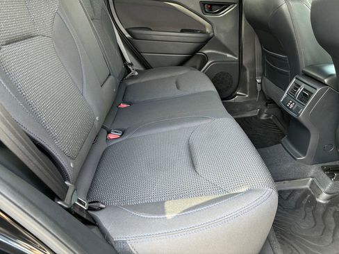 Used 2025 Subaru Forester Premium w/ Convenience Package #1 image 5