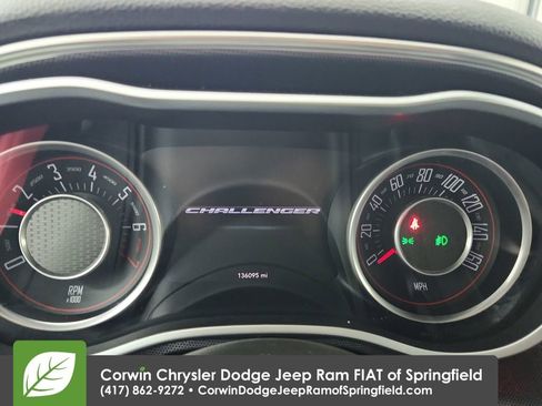 Used 2015 Dodge Challenger SXT Plus image 22