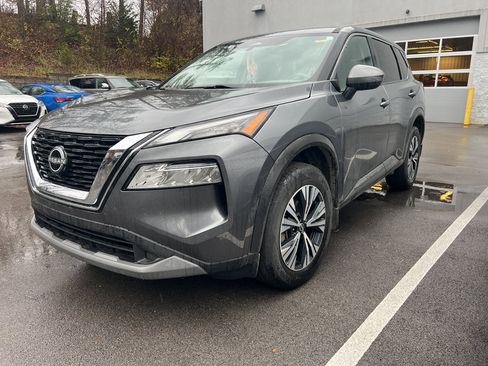 Certified 2023 Nissan Rogue SV image 1