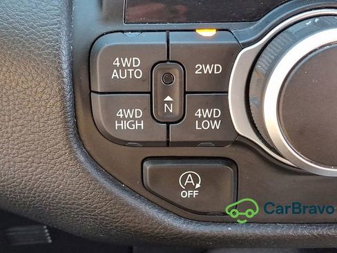 Used 2025 RAM 1500 Big Horn AWD/4WD image 24