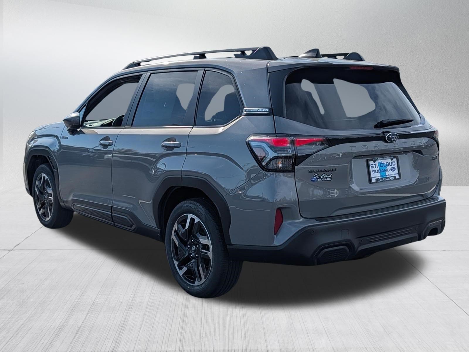 New 2026 Subaru Forester Touring AWD/4WD image 3