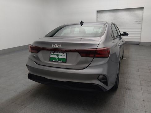 Used 2023 Kia Forte LXS w/ LXS Technology Package FWD image 7