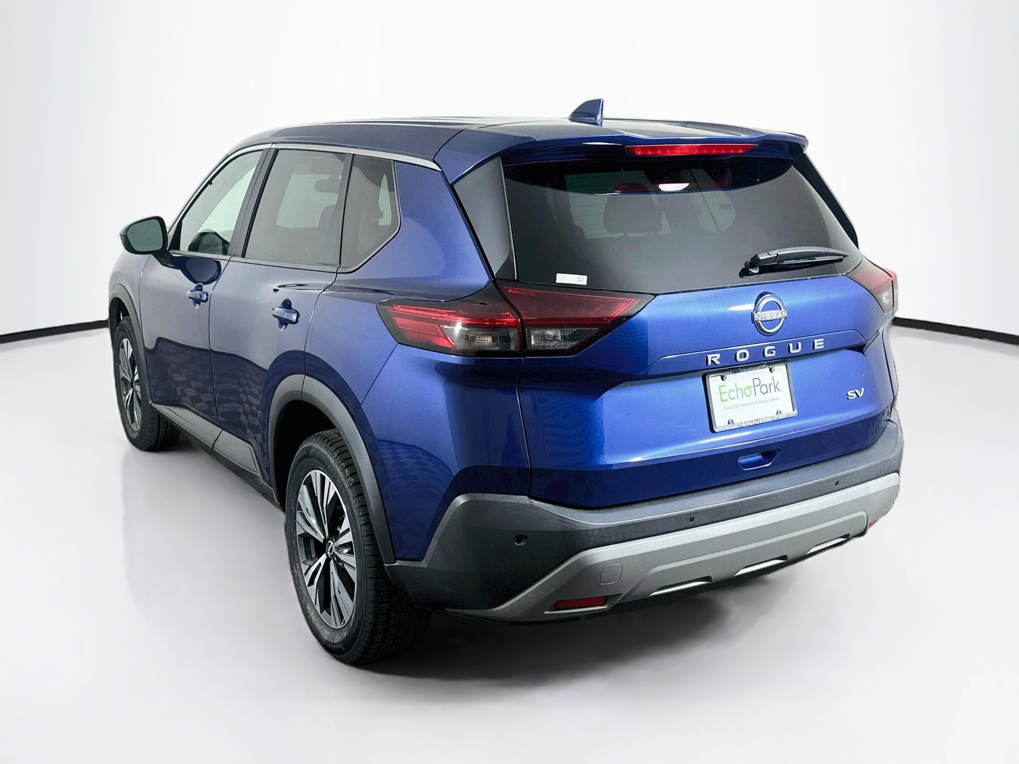 Used 2023 Nissan Rogue SV FWD image 5