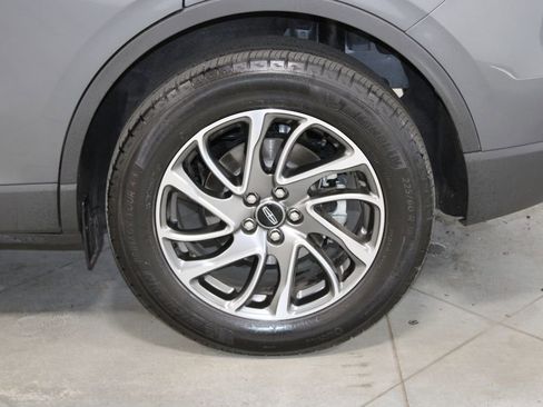 Used 2022 Lincoln Corsair Standard w/ Equipment Group 101A image 17