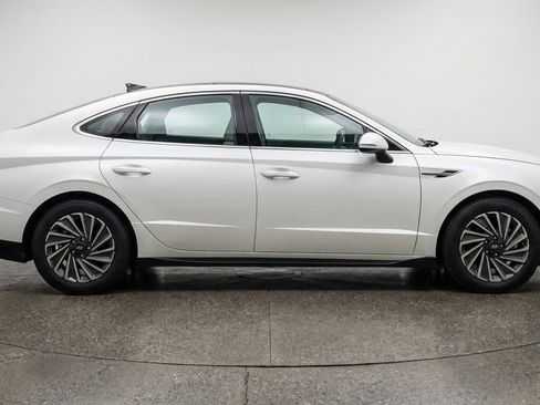 Used 2025 Hyundai Sonata SEL FWD image 11