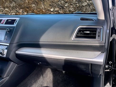 Used 2015 Subaru Outback 2.5i image 14