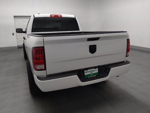 Used 2018 RAM 1500 Express RWD image 6