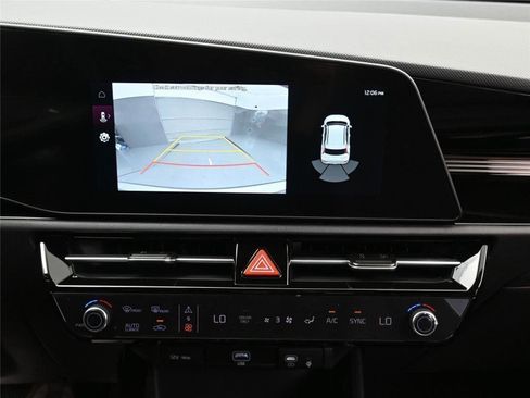 New 2026 Kia Niro EX image 12