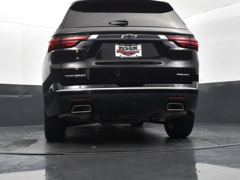 Used 2023 Chevrolet Traverse Premier image 39