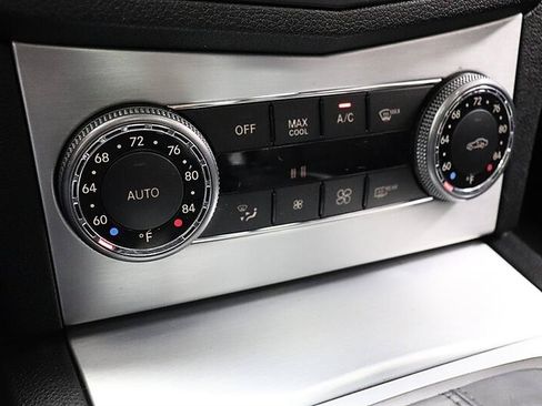 Used 2008 Mercedes-Benz C 300 Sedan image 23