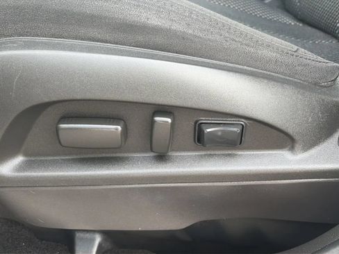 Used 2012 Chevrolet Equinox LT w/ Driver Convenience Package FWD image 11