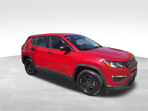 Used 2021 Jeep Compass Sport image 8
