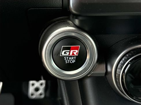 Used 2023 Toyota GR86 Premium w/ ALL Weather Mat Package (TMS) RWD image 18