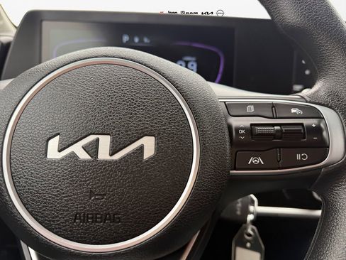 Certified 2025 Kia Sportage LX image 26